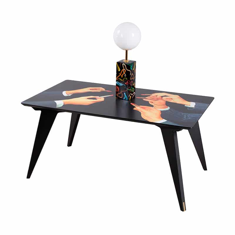 Toiletpaper wooden table - Lipsticks black