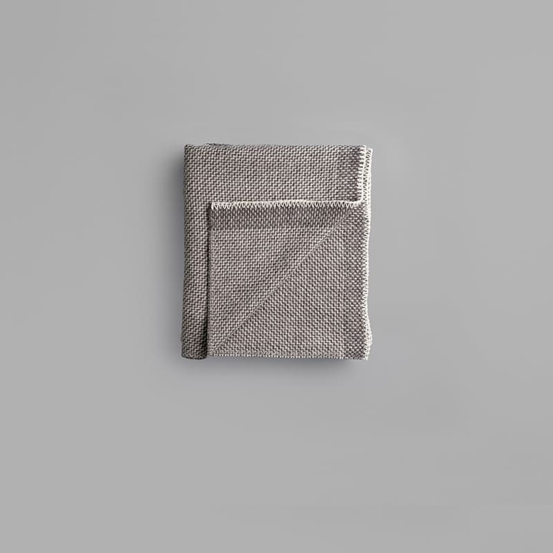 Una half size throw - Grey