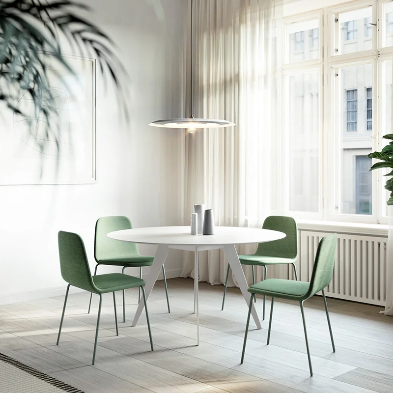 Aise eettafel round top / metallic legs 143