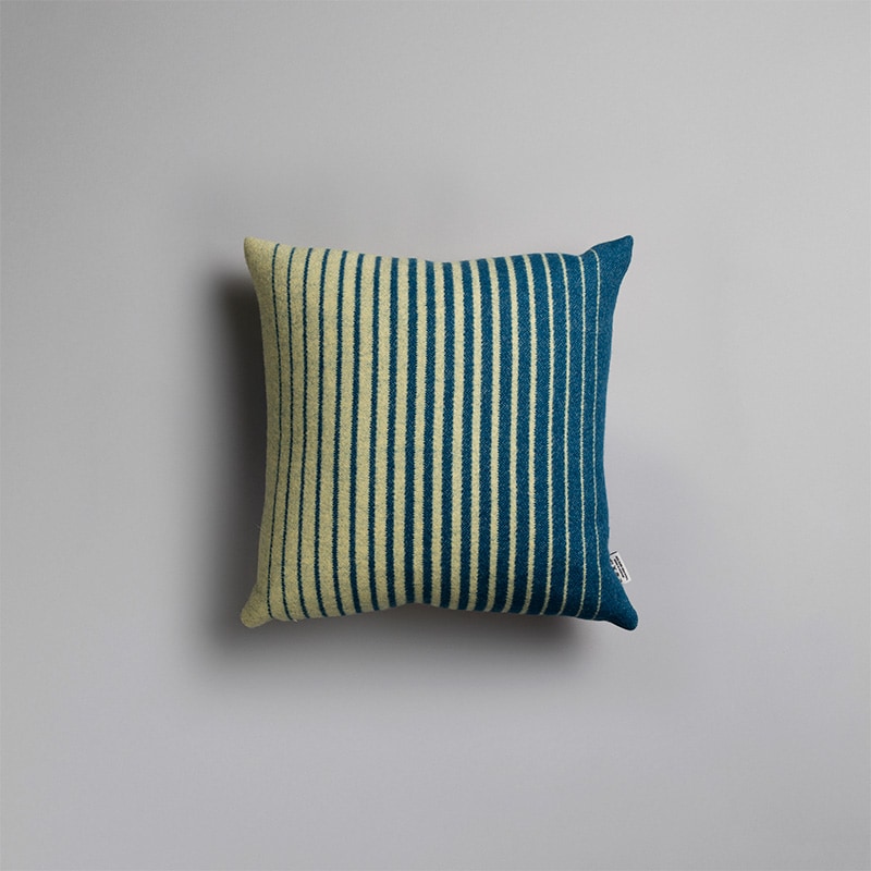 Asmund Gradient cushion - Yellow/blue