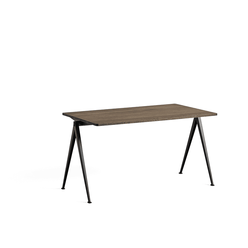 Pyramid Table 01 / 140 x 75 cm