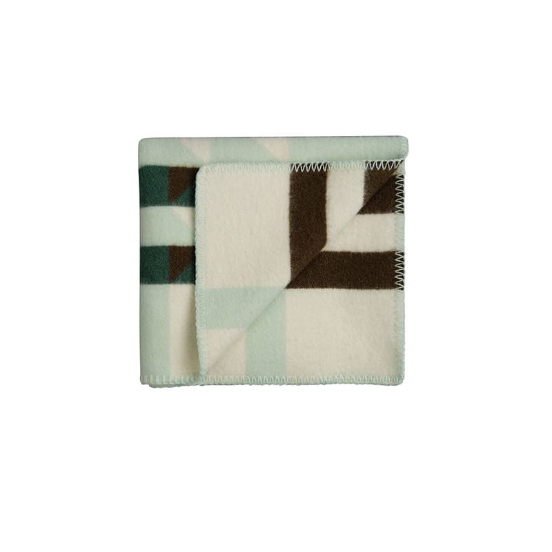 Kvam half size throw - Green Kvam half size throw - Green