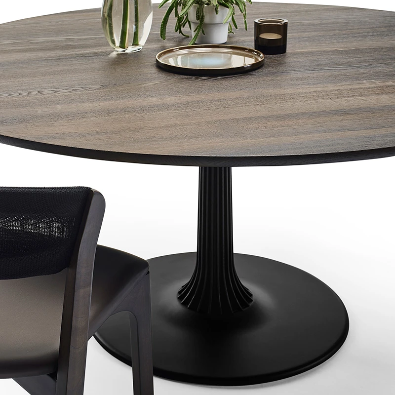 Joist eetkamertafel rond 136 cm