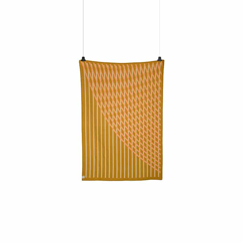 Bislett large throw - Peach/pistachio