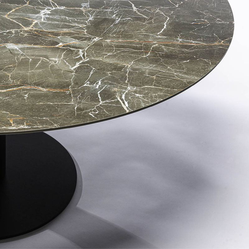 Orfis eetkamertafel rond 140 cm