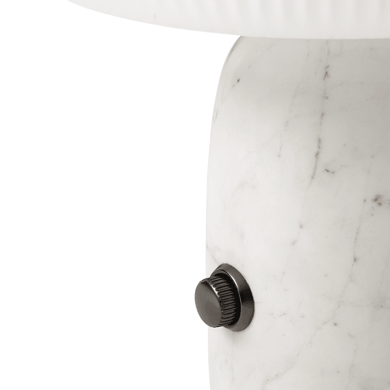 Vipp 592 Sculpture table lamp - White