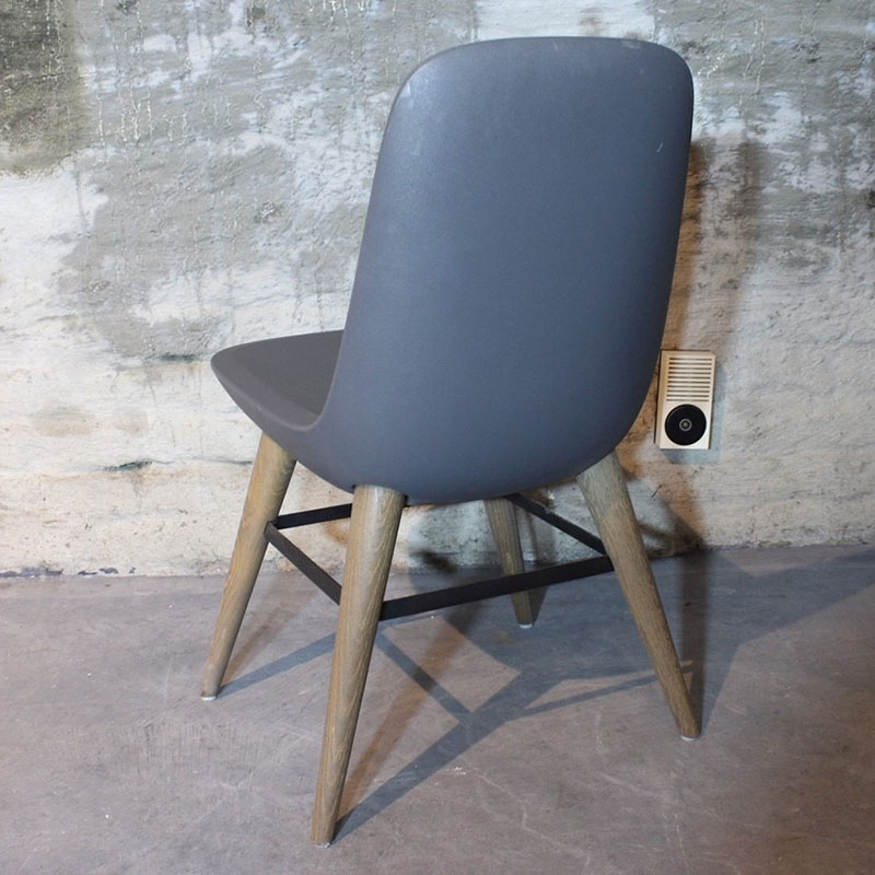 Pebble fauteuil - Kunststof grijs/ Eikenhout