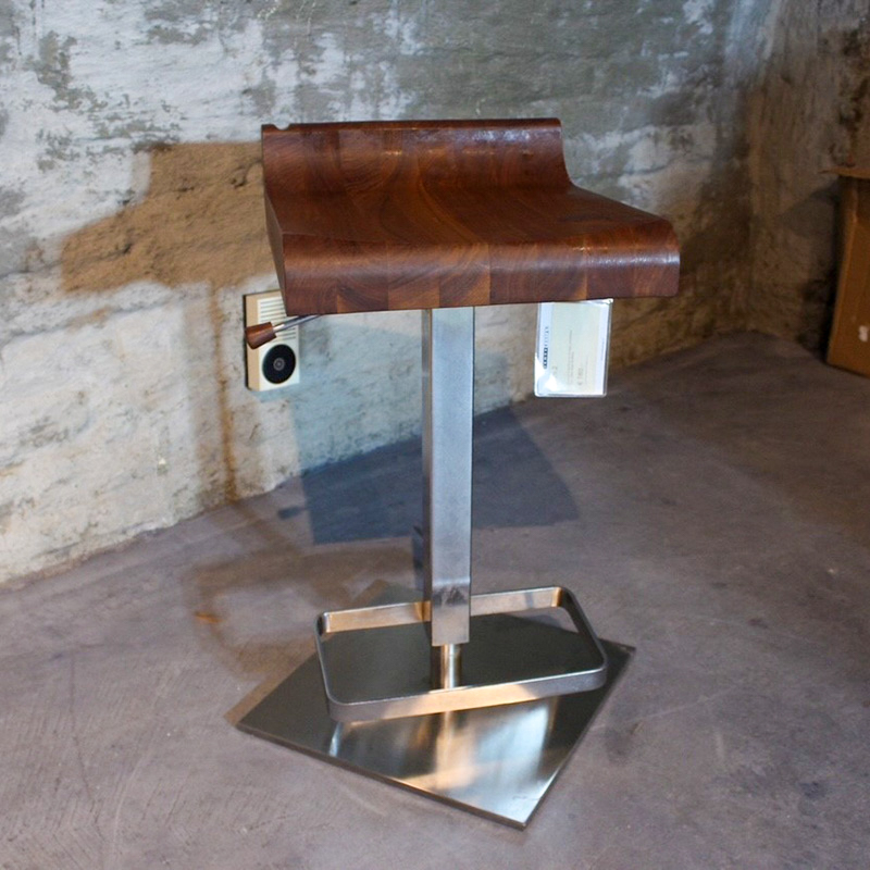 Miro 2 - Walnut oil/ Satin steel