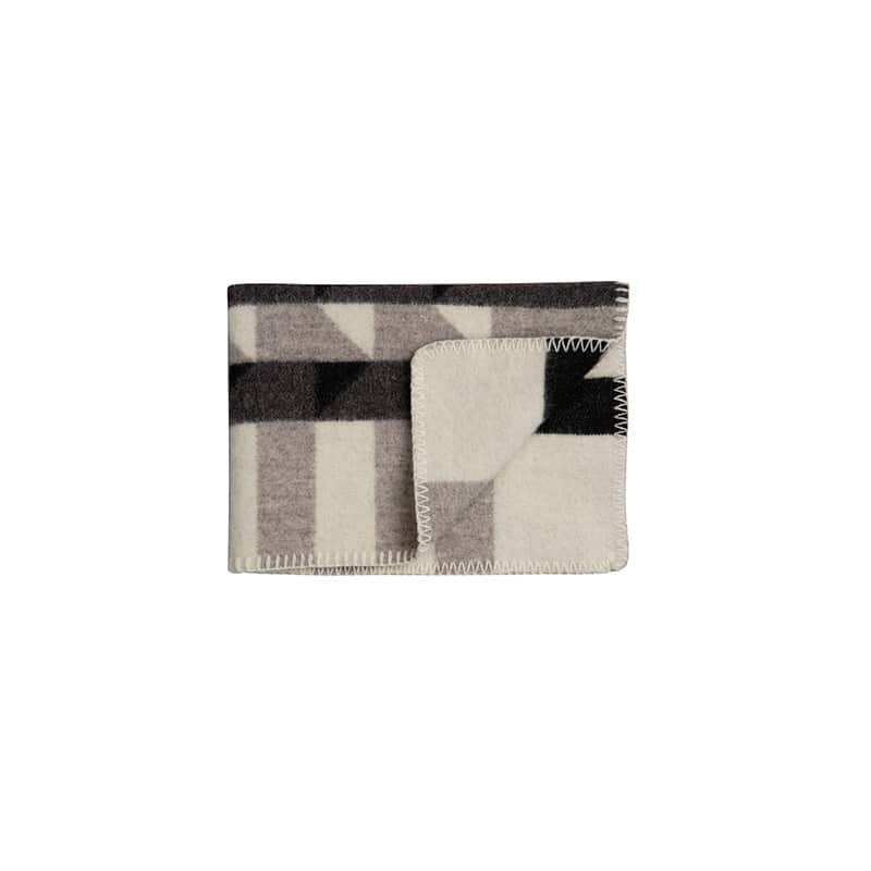 Kvam baby size throw - Greyscale