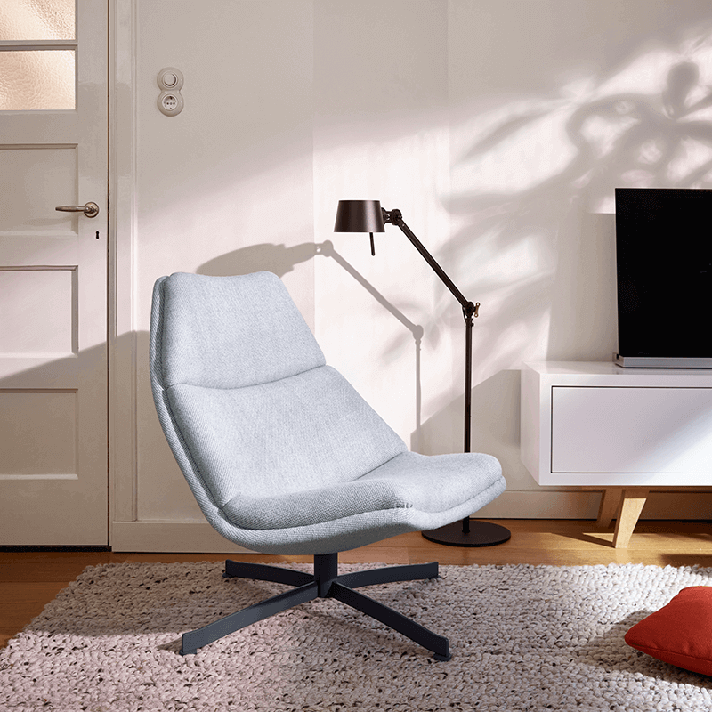 F 512 fauteuil laag - Draaivoet