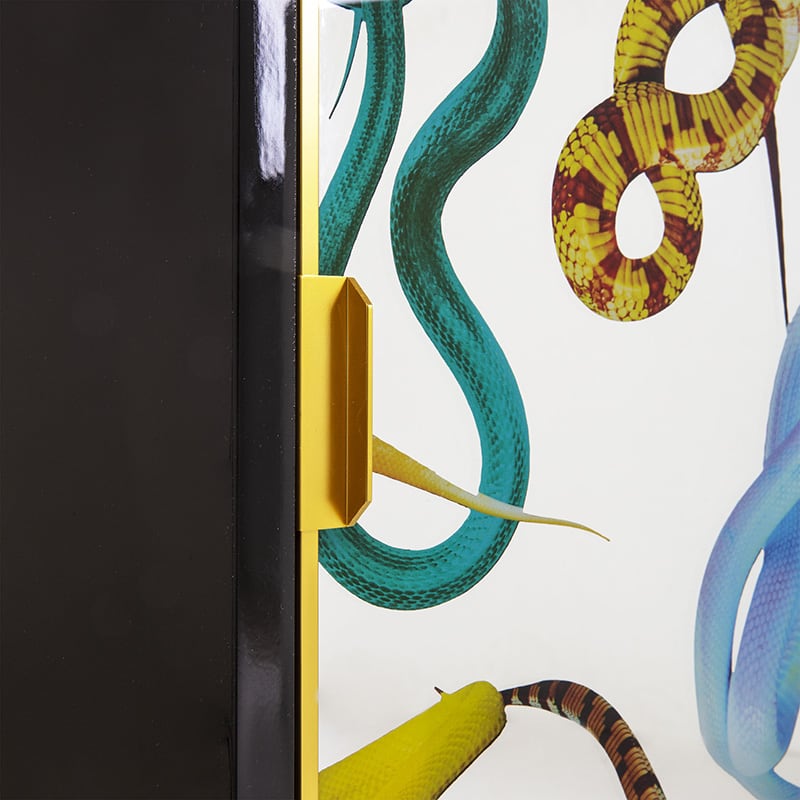 Cabinet in mdf toiletpaper - Snakes Cabinet in mdf toiletpaper - Snakes