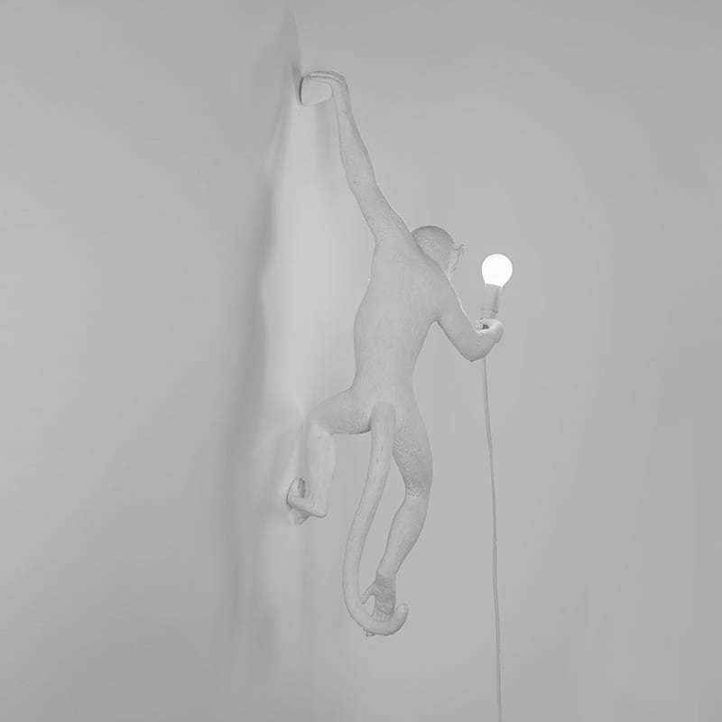 Monkey wandlamp hanging left hand - White