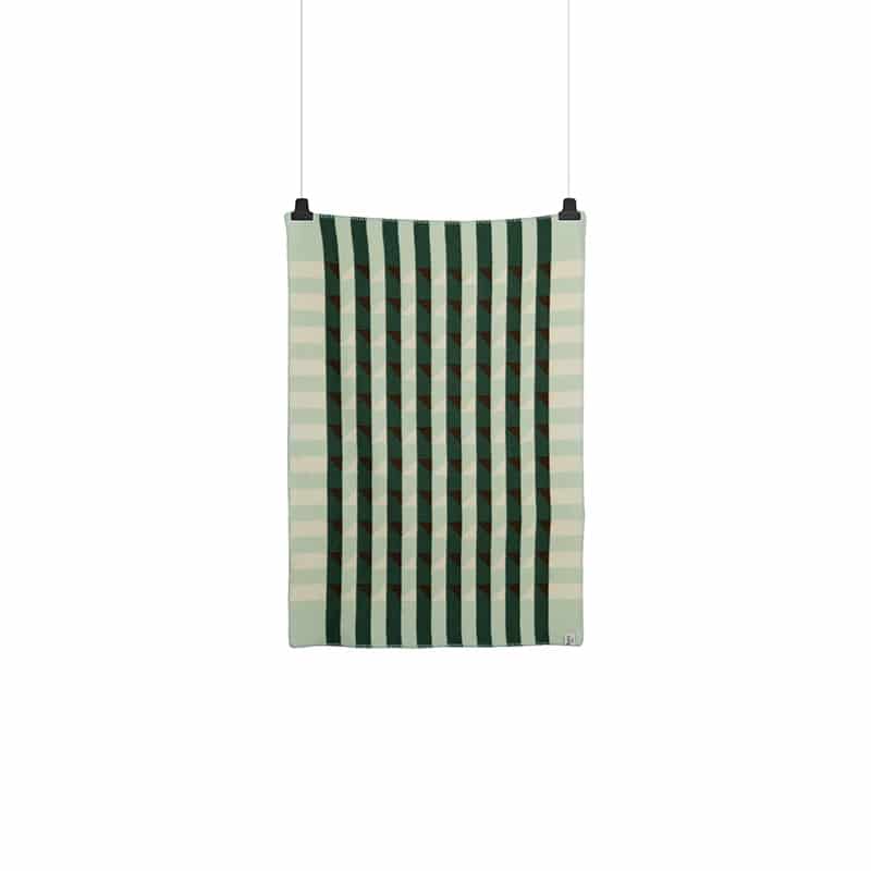 Kvam half size throw - Green