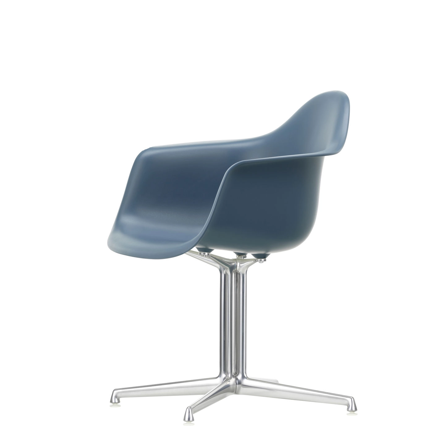 DAL Eames Plastic Armchair