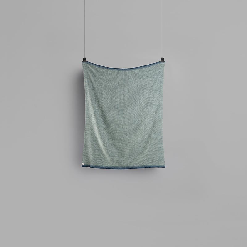 Una large throw - Blue