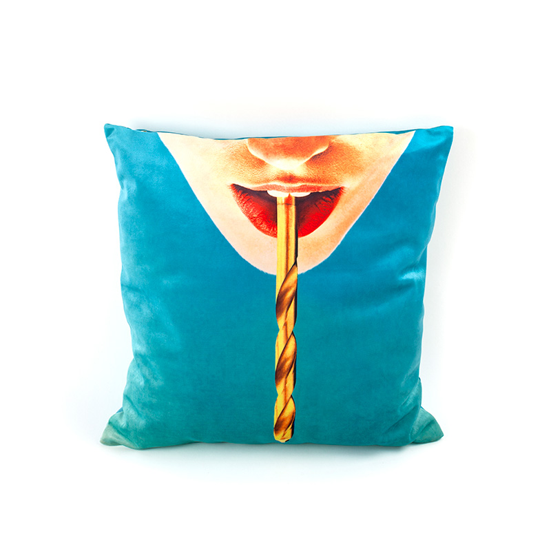 Toiletpaper cushion with plume padding - Drill
