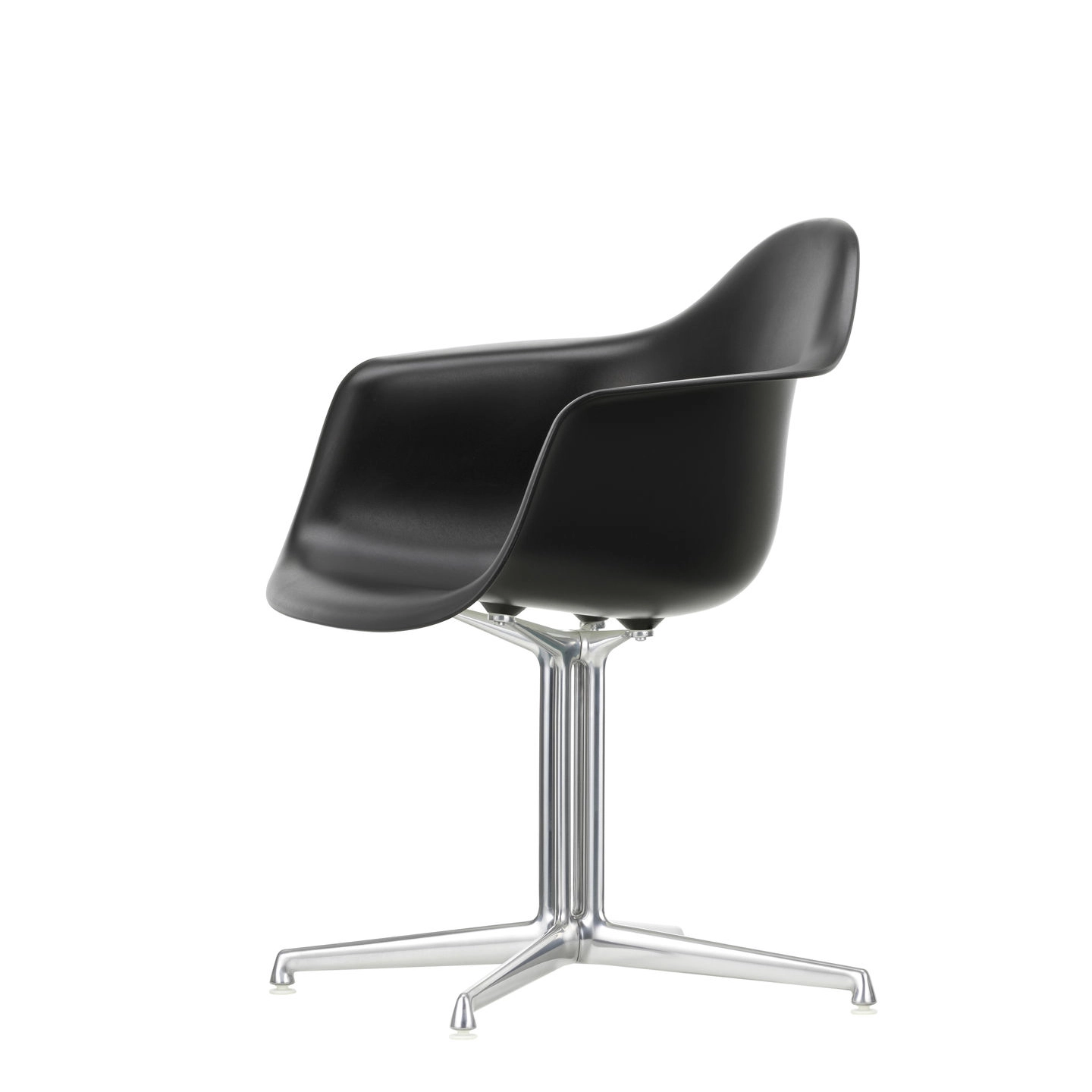 DAL Eames Plastic Armchair