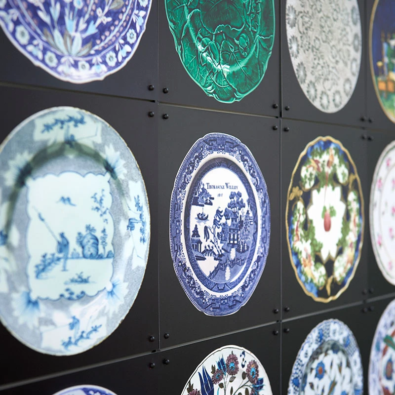 V&A Plates - small V&A Plates - small