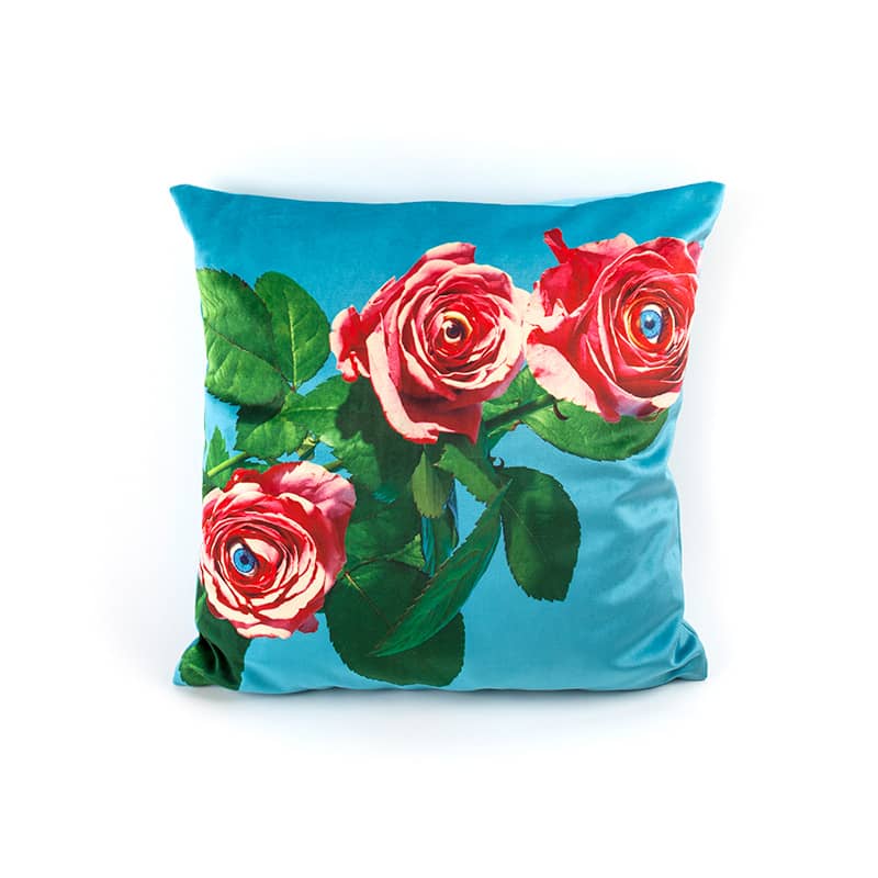 Toiletpaper cushion with plume padding - Roses