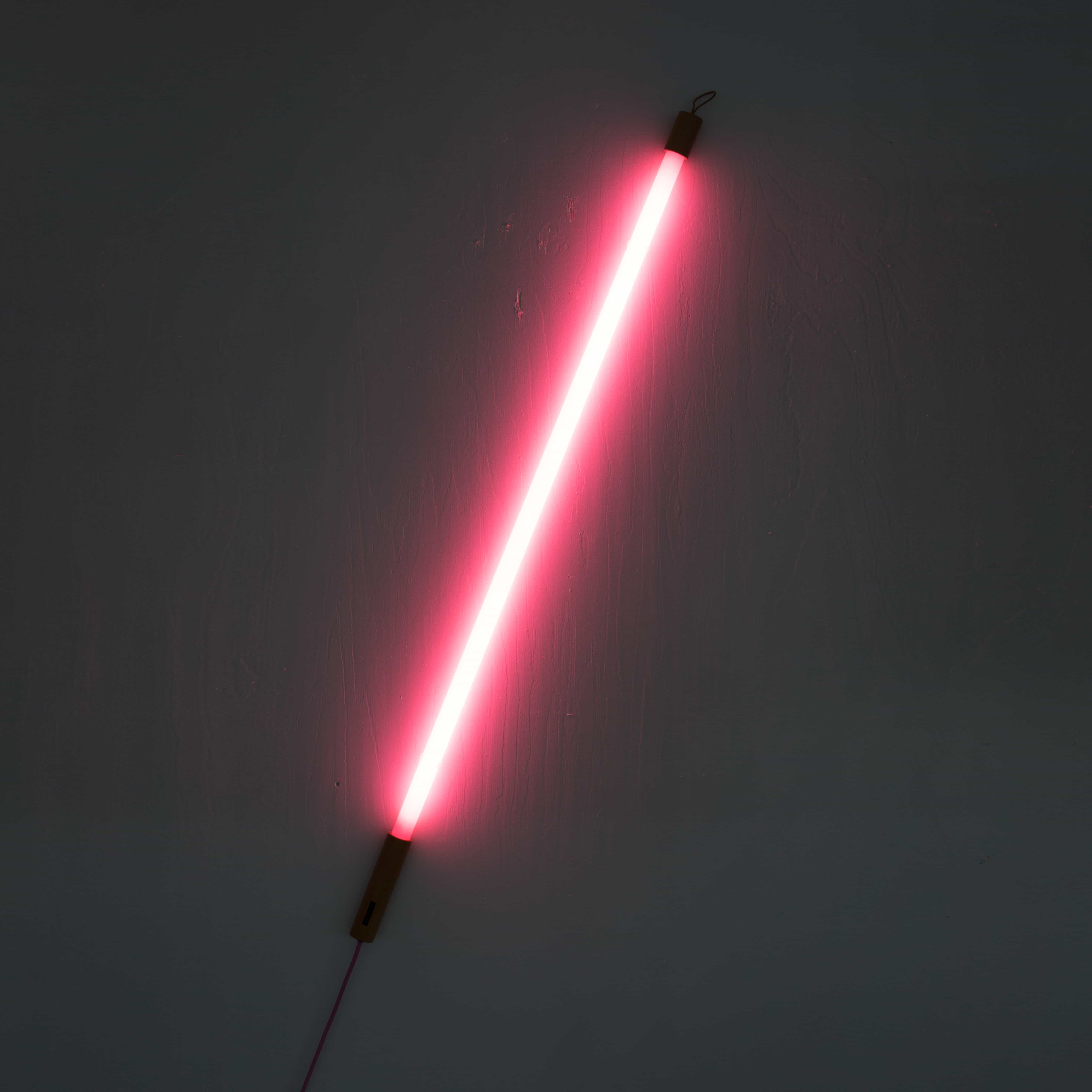 Linea led lamp - Fuchsia Linea led lamp - Fuchsia
