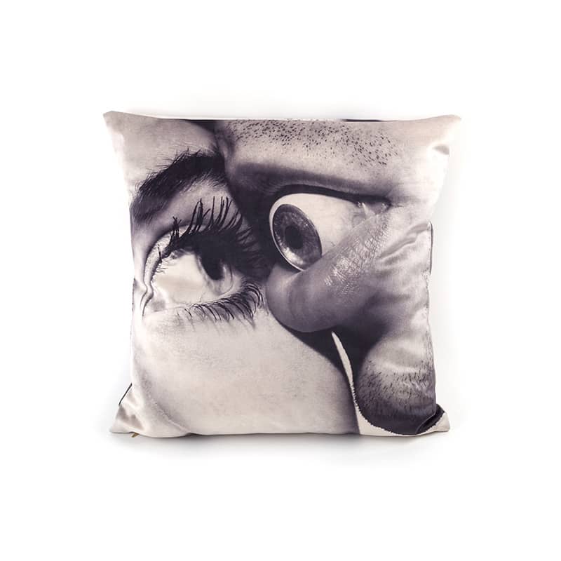 Toiletpaper cushion with plume padding - Eye & mouth Toiletpaper cushion with plume padding - Eye & mouth